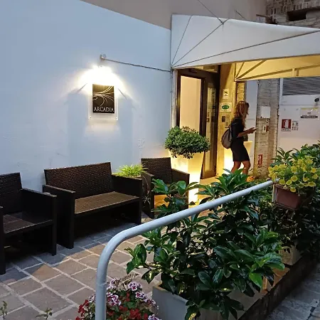 阿卡迪亚酒店 酒店 马切拉塔