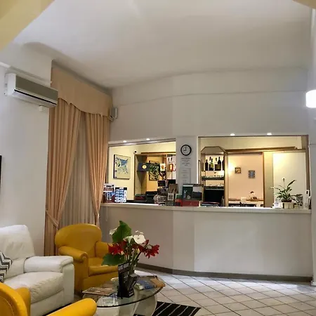 阿卡迪亚酒店 3*