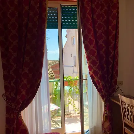 阿卡迪亚酒店 酒店