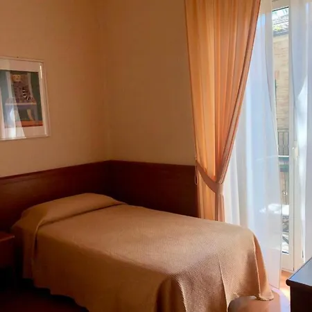 阿卡迪亚酒店 酒店 3*