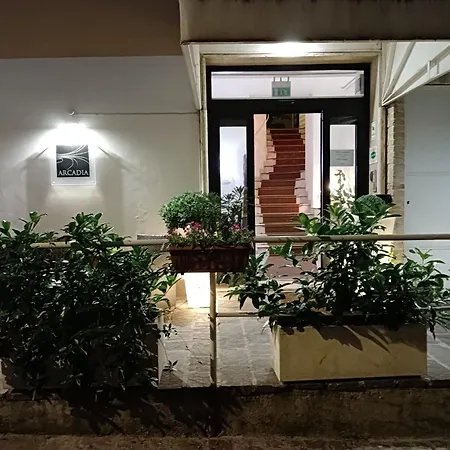 阿卡迪亚酒店 酒店